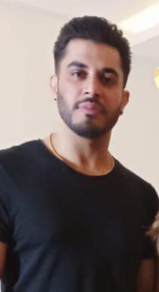 GITAZ BINDRAKHIA (POLLYWOOD SINGER)